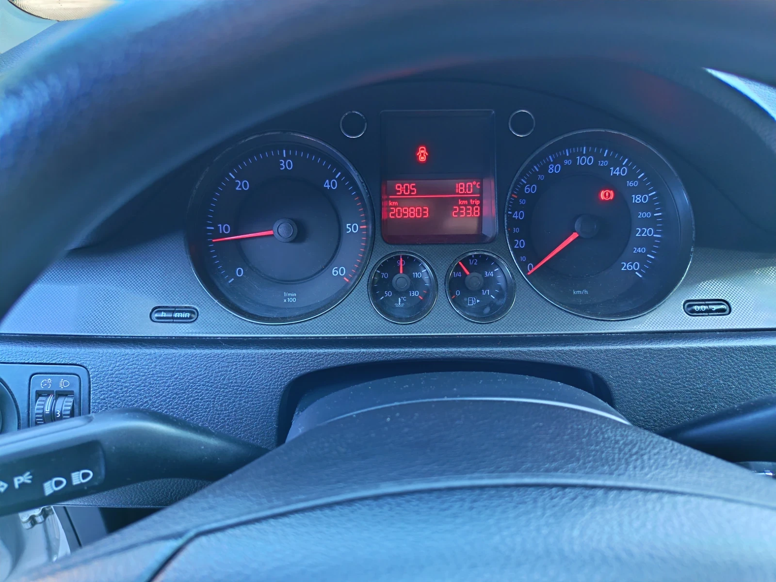VW Passat, снимка 9 - Автомобили и джипове - 55801723