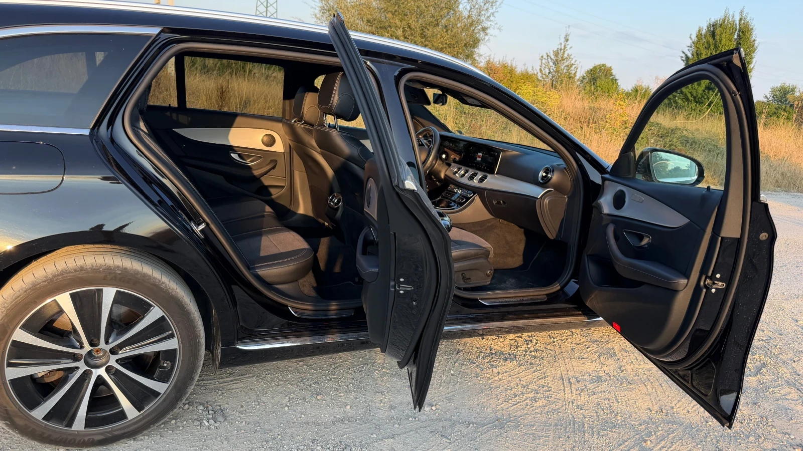 Mercedes-Benz E 300 Mercedes-Benz E300de, снимка 8 - Автомобили и джипове - 56152491