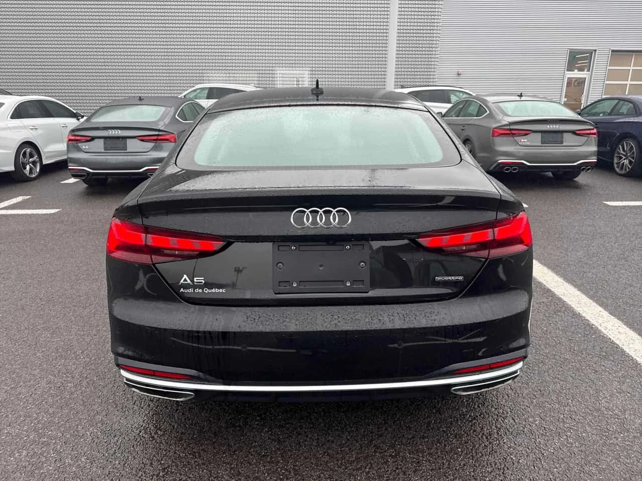 Audi A5 * Komfort * CARFAX * ОПЦИЯ ЗА ФИНАНСИРАНЕ, снимка 4 - Автомобили и джипове - 56194029