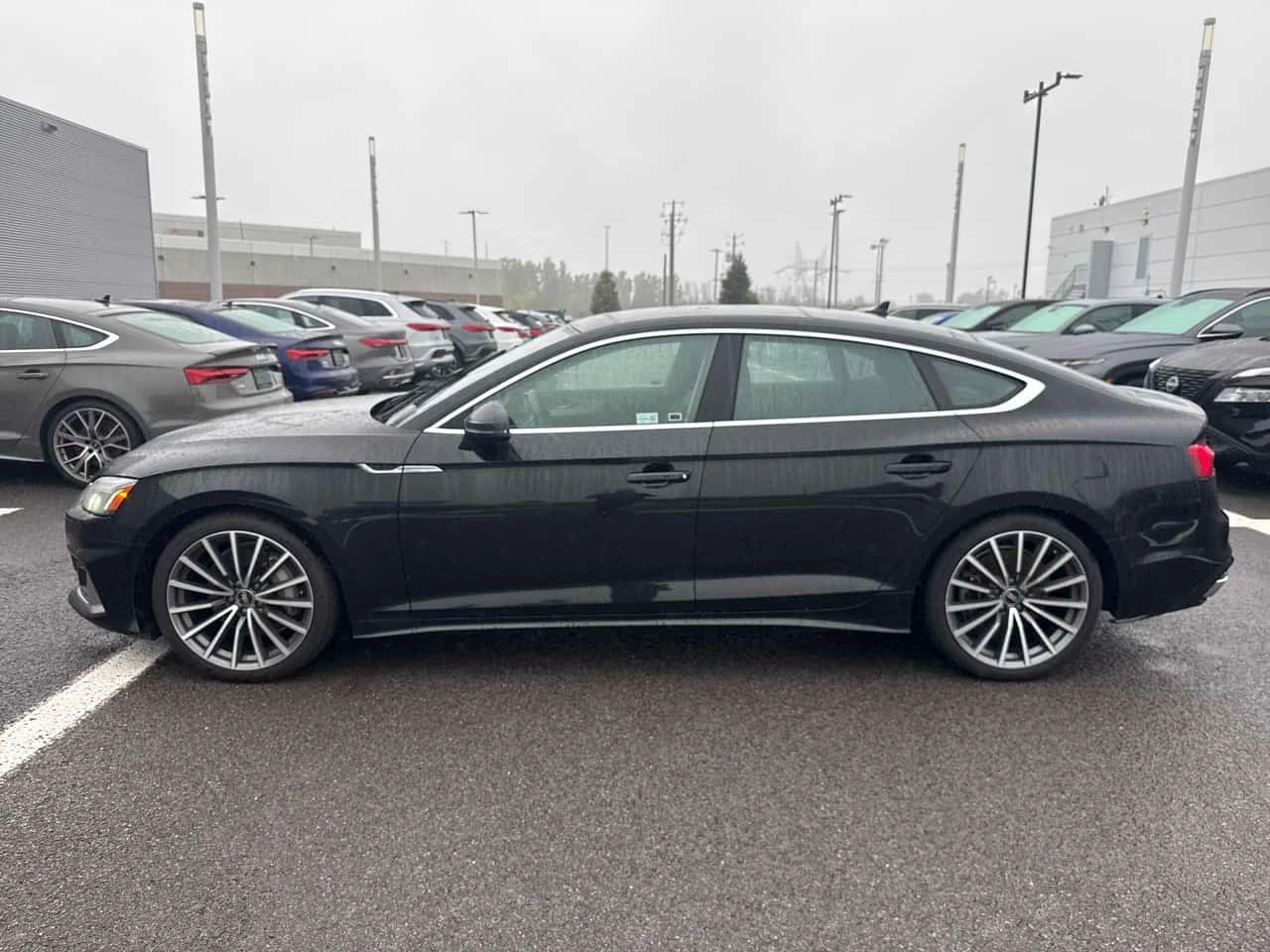 Audi A5 * Komfort * CARFAX * ОПЦИЯ ЗА ФИНАНСИРАНЕ, снимка 2 - Автомобили и джипове - 56194029