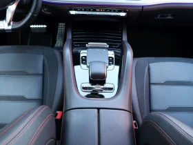 Mercedes-Benz GLE 53 4MATIC AMG/435HP/NIGHT/360/HUD/22''/AMBI/450v, снимка 13