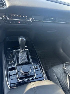 Mazda CX-30 първи собственик 37800 реални км, снимка 11