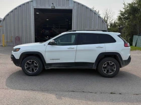 Jeep Cherokee Trailhawk | CARFAX | АВТОФИНАНСИРАНЕ, снимка 3