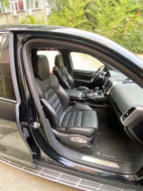 Обява за продажба на Porsche Cayenne Porsche Cayenne S E-Hybrid Platinum Edition ~59 999 лв. - изображение 10 | Auto.bg Обява за продажба на Porsche Cayenne Porsche Cayenne S E-Hybrid Platinum Edition ~59 999 лв. - изображение 10