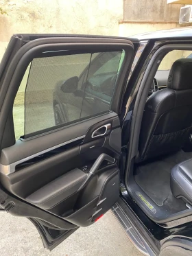 Обява за продажба на Porsche Cayenne Porsche Cayenne S E-Hybrid Platinum Edition ~59 999 лв. - изображение 8 | Auto.bg Обява за продажба на Porsche Cayenne Porsche Cayenne S E-Hybrid Platinum Edition ~59 999 лв. - изображение 8