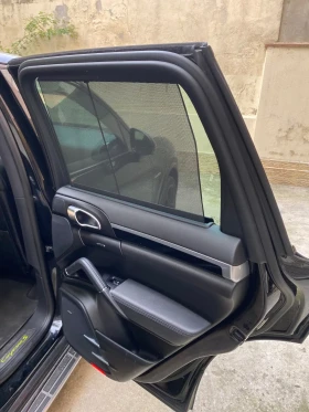 Обява за продажба на Porsche Cayenne Porsche Cayenne S E-Hybrid Platinum Edition ~59 999 лв. - изображение 9 | Auto.bg Обява за продажба на Porsche Cayenne Porsche Cayenne S E-Hybrid Platinum Edition ~59 999 лв. - изображение 9