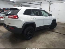 Jeep Cherokee 3.2L V-6 DOHC, 271HP 4X4 Drive - 7600 € / 14864.31 лв. - 39564638 11