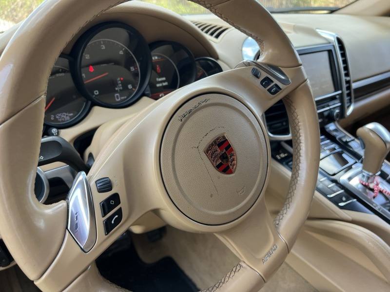 Porsche Cayenne, снимка 9 - Автомобили и джипове - 45941985