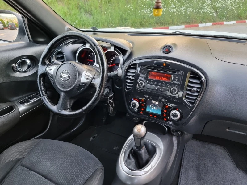 Nissan Juke 1.6 Klimatronik/Euro5, снимка 11 - Автомобили и джипове - 46232822