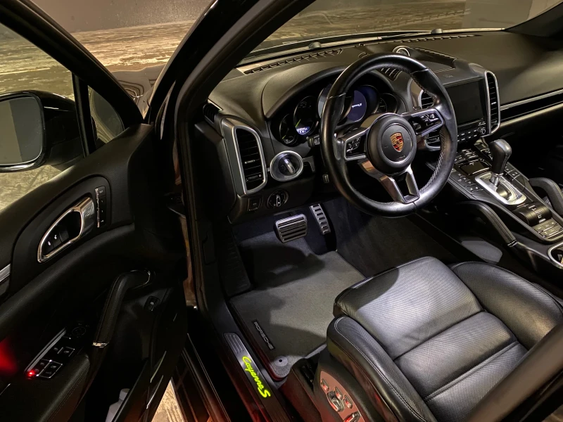 Porsche Cayenne Porsche Cayenne S E-Hybrid Platinum Edition, снимка 7 - Автомобили и джипове - 52089306