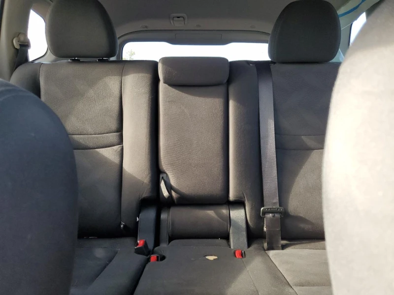 Nissan Rogue S / Bluetooth / Keyless / Подгрев /, снимка 10 - Автомобили и джипове - 52430839