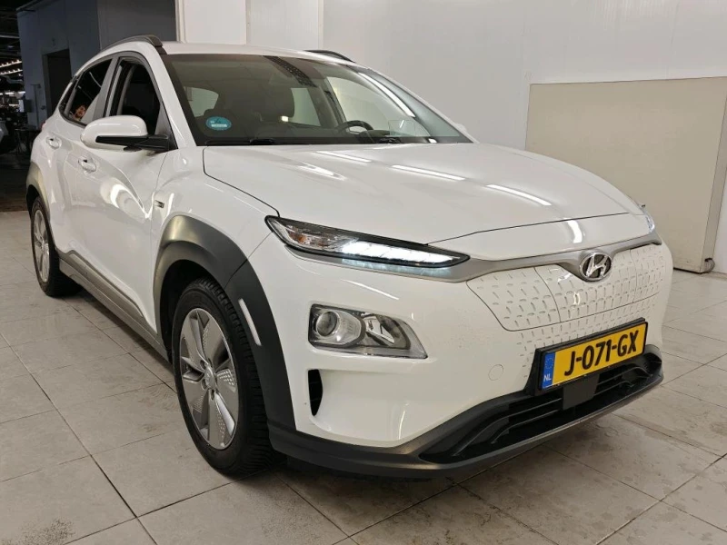 Hyundai Kona 64KW/SOH100%/BLUELINK OЧАКВАН ВНОС!