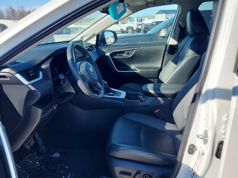 Toyota Rav4 HYBRID LIMITED * * CARFAX * * АВТО КРЕДИТ * * , снимка 8 - Автомобили и джипове - 53433785