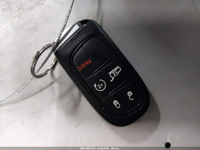 Jeep Cherokee 3.2L V-6 DOHC, 271HP 4X4 Drive, снимка 3 - Автомобили и джипове - 53576074