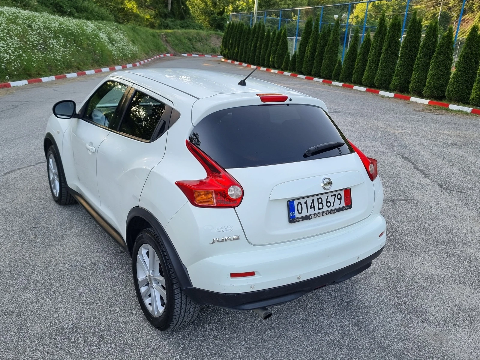 Nissan Juke 1.6 Klimatronik/Euro5 - изображение 5