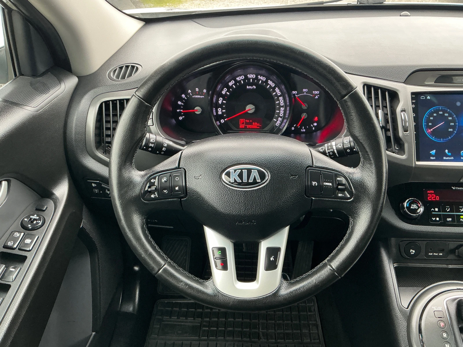 Kia Sportage 2.0 CRDI | Mobile.bg — изображение 17