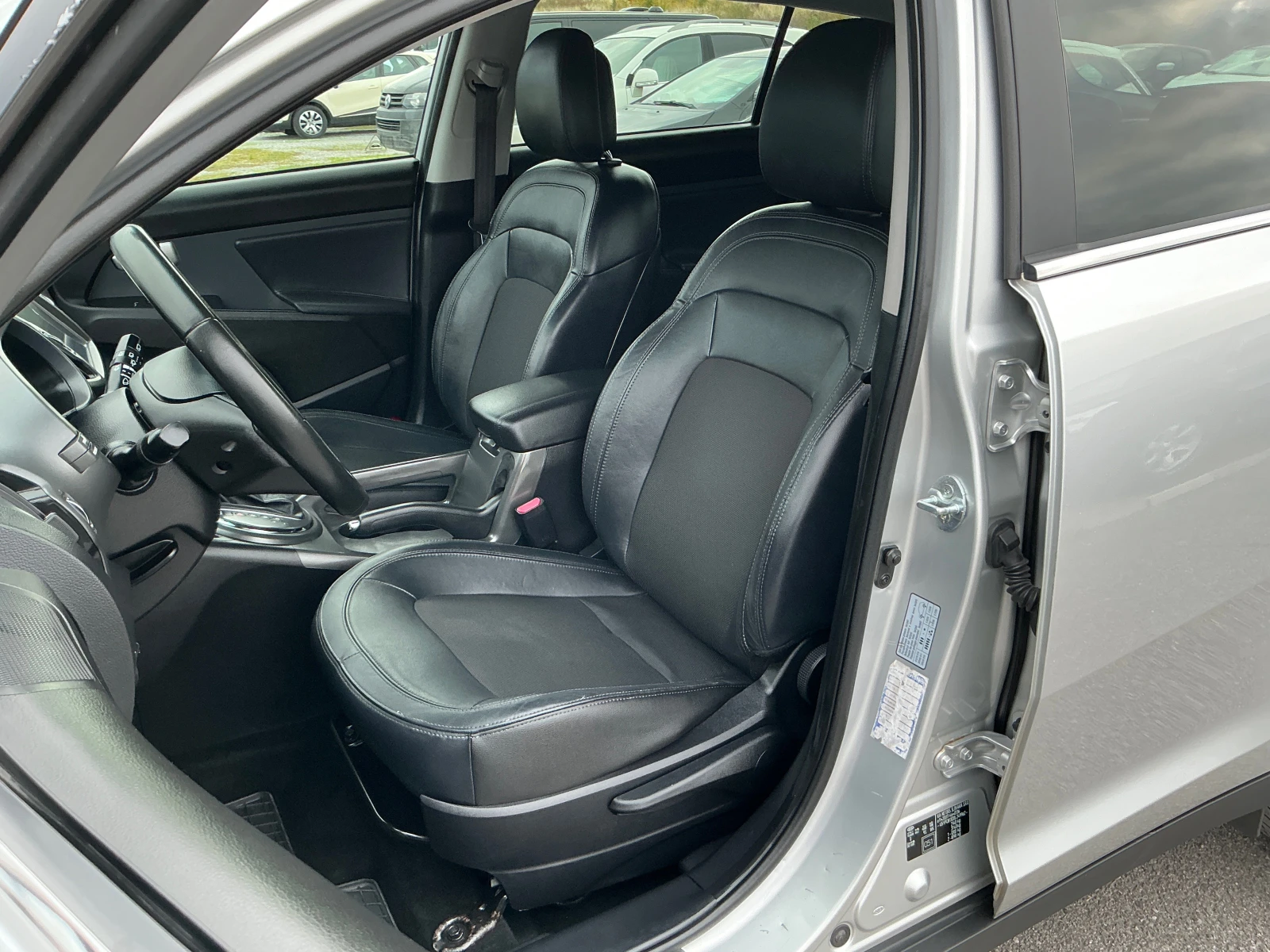 Kia Sportage 2.0 CRDI - изображение 9