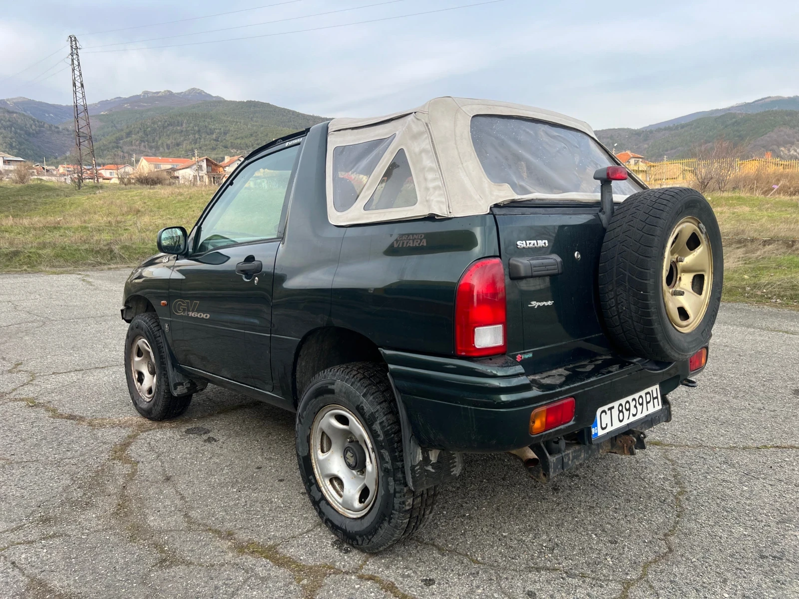 Suzuki Grand vitara Suzuki Grand Vitara 1.6 4x4 / Лебедка / + 5см лифт, снимка 6 - Автомобили и джипове - 53773187