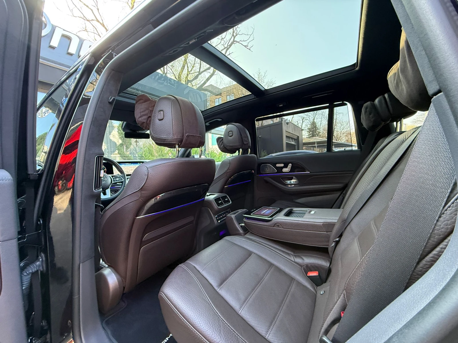 Mercedes-Benz GLS 400 AMG/4MATIC, снимка 11 - Автомобили и джипове - 53824883