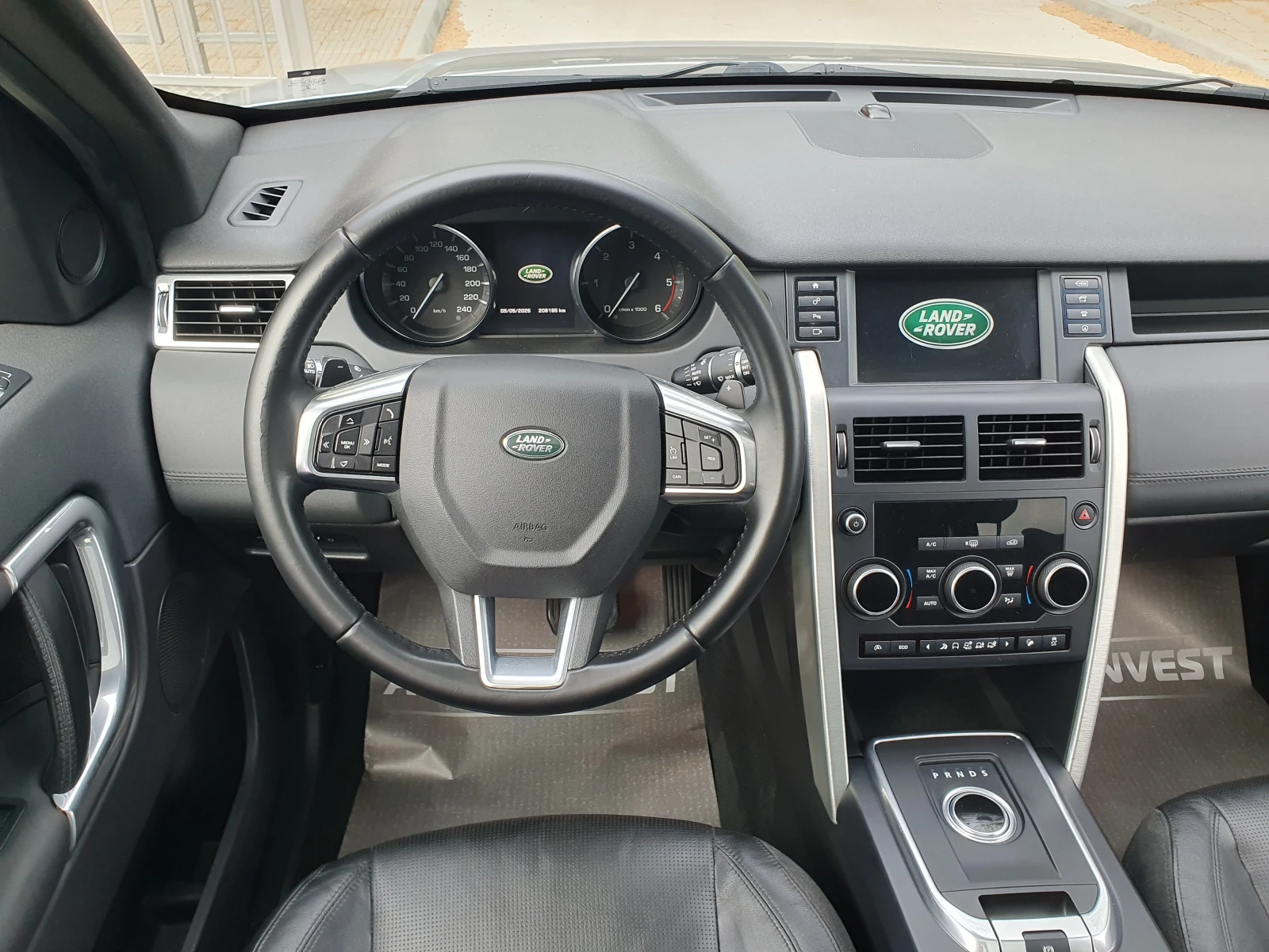 Land Rover Discovery Sport KOJA/PANORAMA/4X4/KAMERA/NAVI, снимка 12 - Автомобили и джипове - 54006087