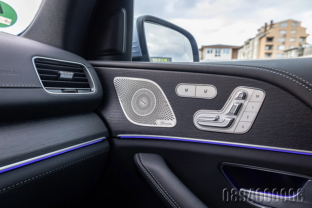 Mercedes-Benz GLE 53 4MATIC PLUG IN HYBRID FACELIFT DESIGNO BURM PANO ОБДУХВ, снимка 14 - Автомобили и джипове - 54151780