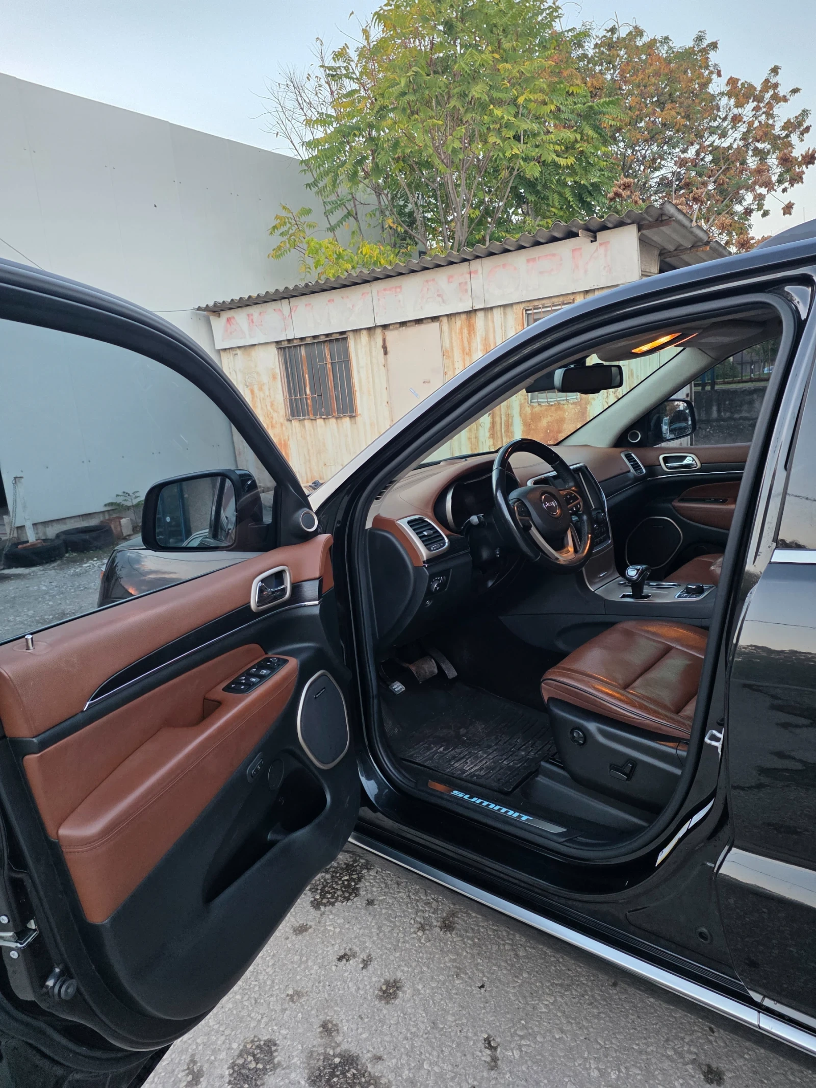 Jeep Grand cherokee SUMMIT, снимка 10 - Автомобили и джипове - 56616274