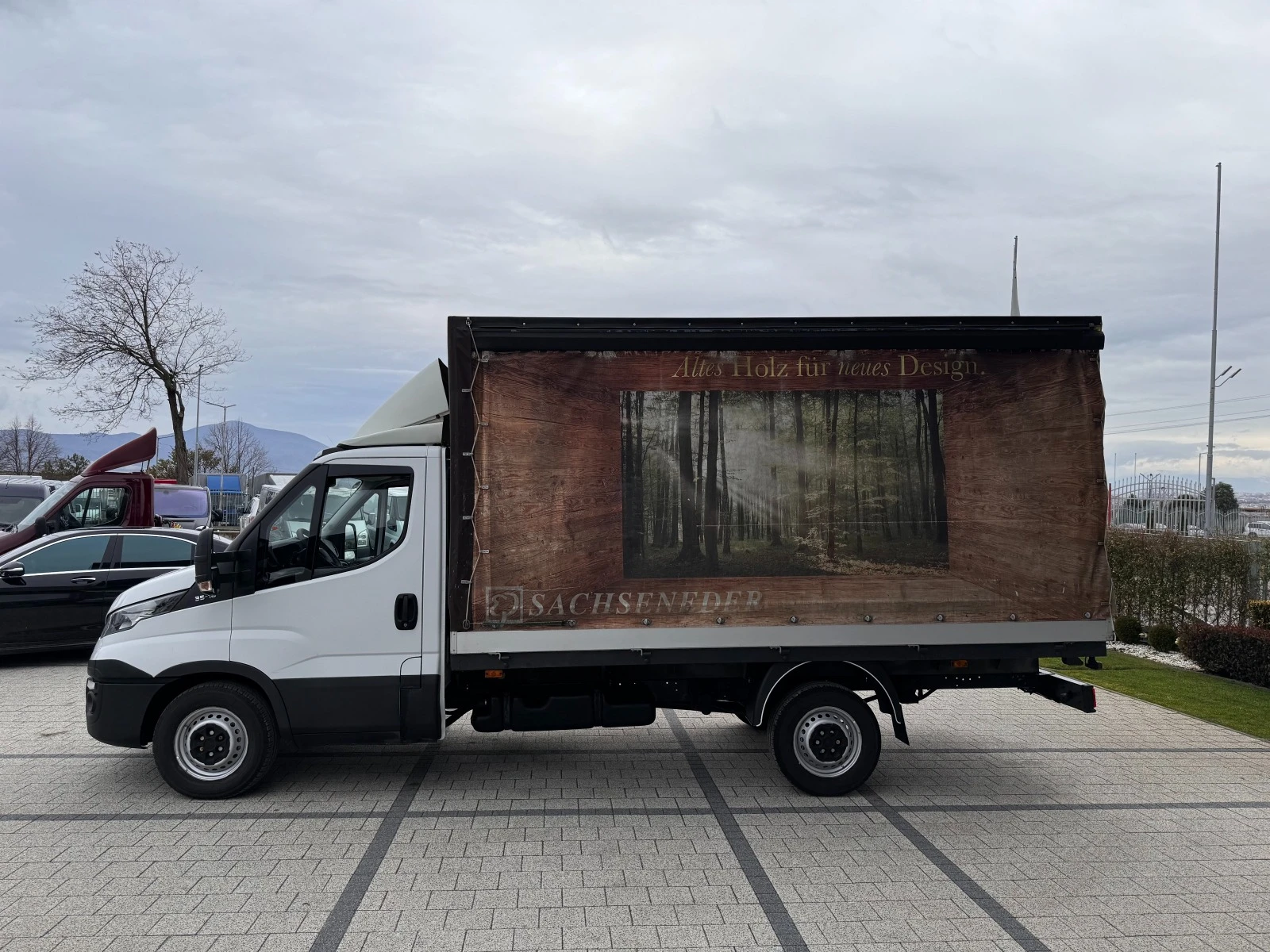 Iveco Daily 35-180 4, 15м. Клима Euro 6b - изображение 3