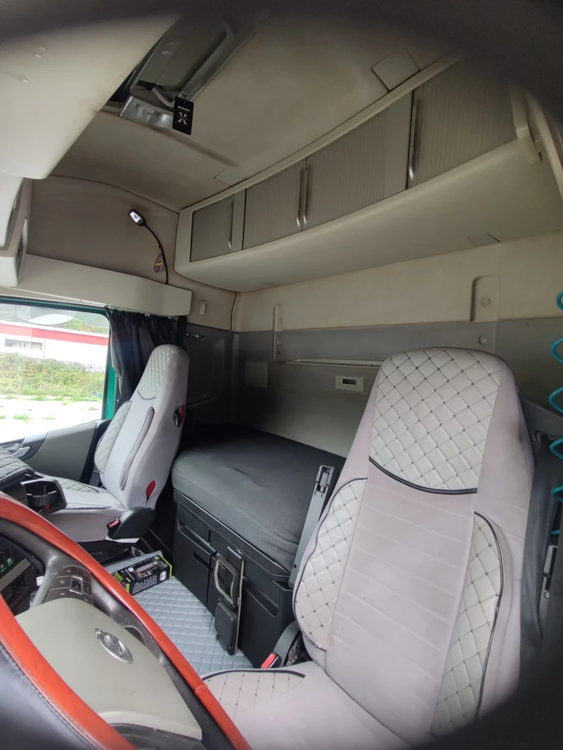 Volvo Fh, снимка 10 - Камиони - 52210970
