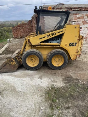 Мини челни товарачи Cat, снимка 6