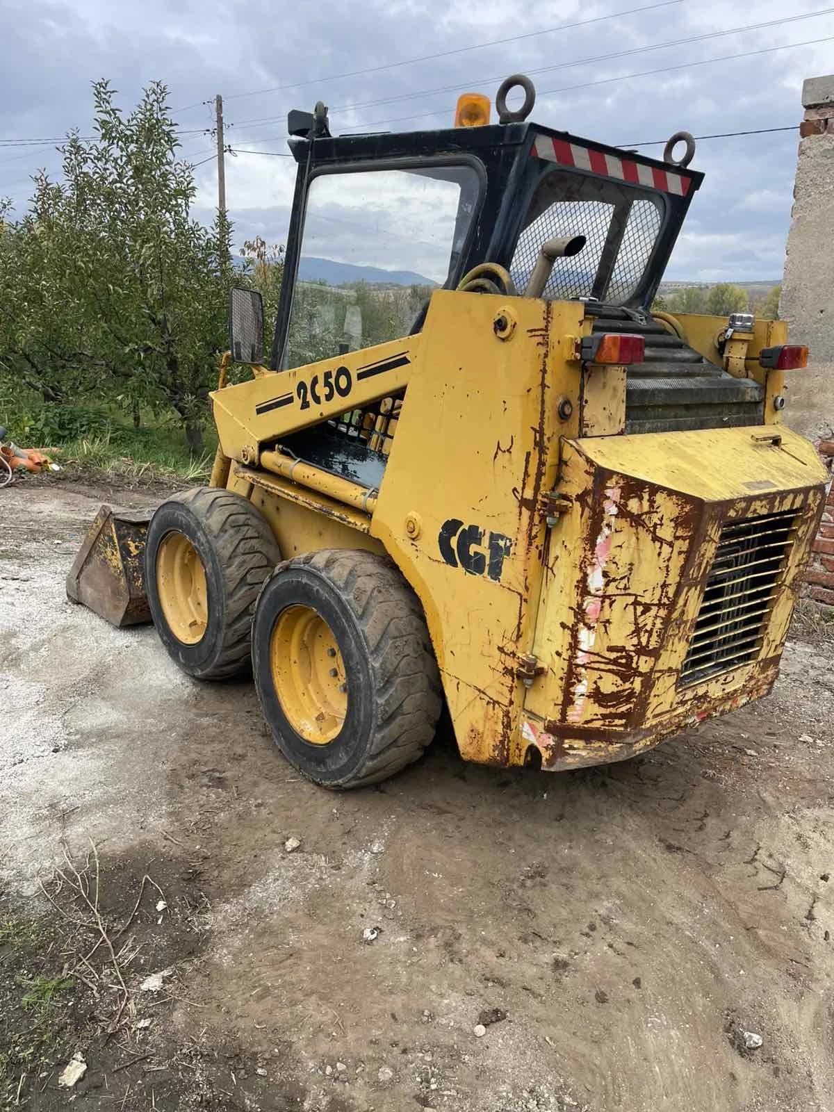 Мини челни товарачи Cat  - изображение 5