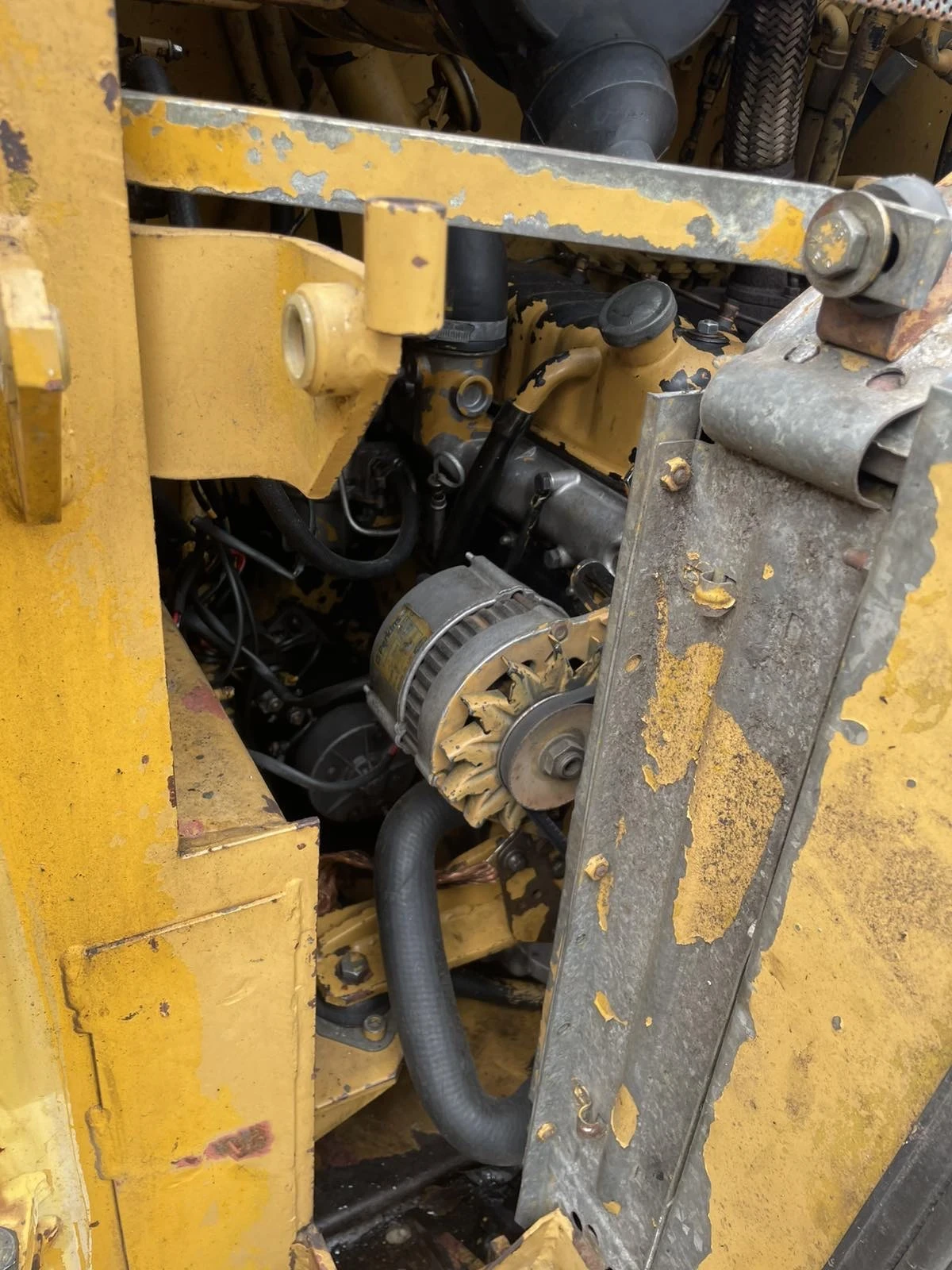 Мини челни товарачи Cat  - изображение 8