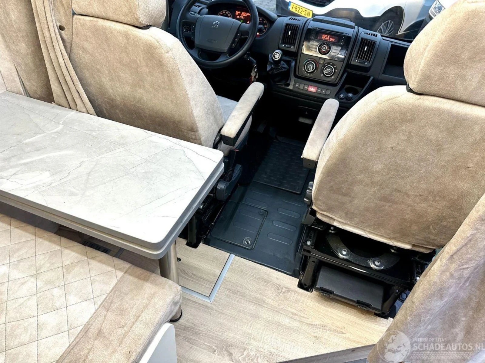  Peugeot   1 2+ 1 | Mobile.bg   16