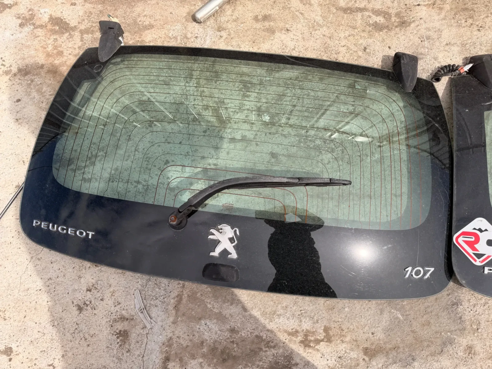 Заден капак/задно стъкло PEUGEOT 107