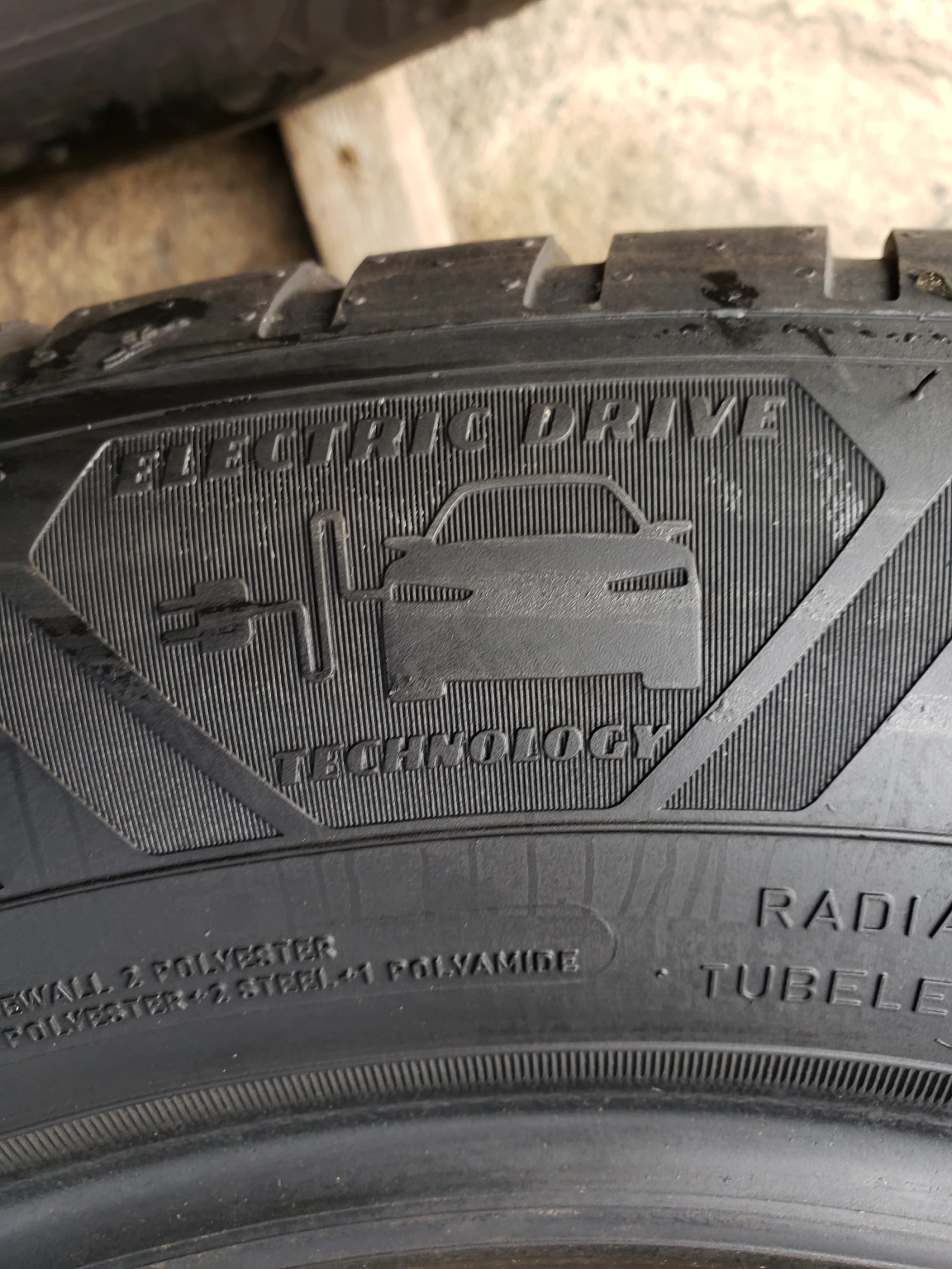  245/55R17 | Mobile.bg   8