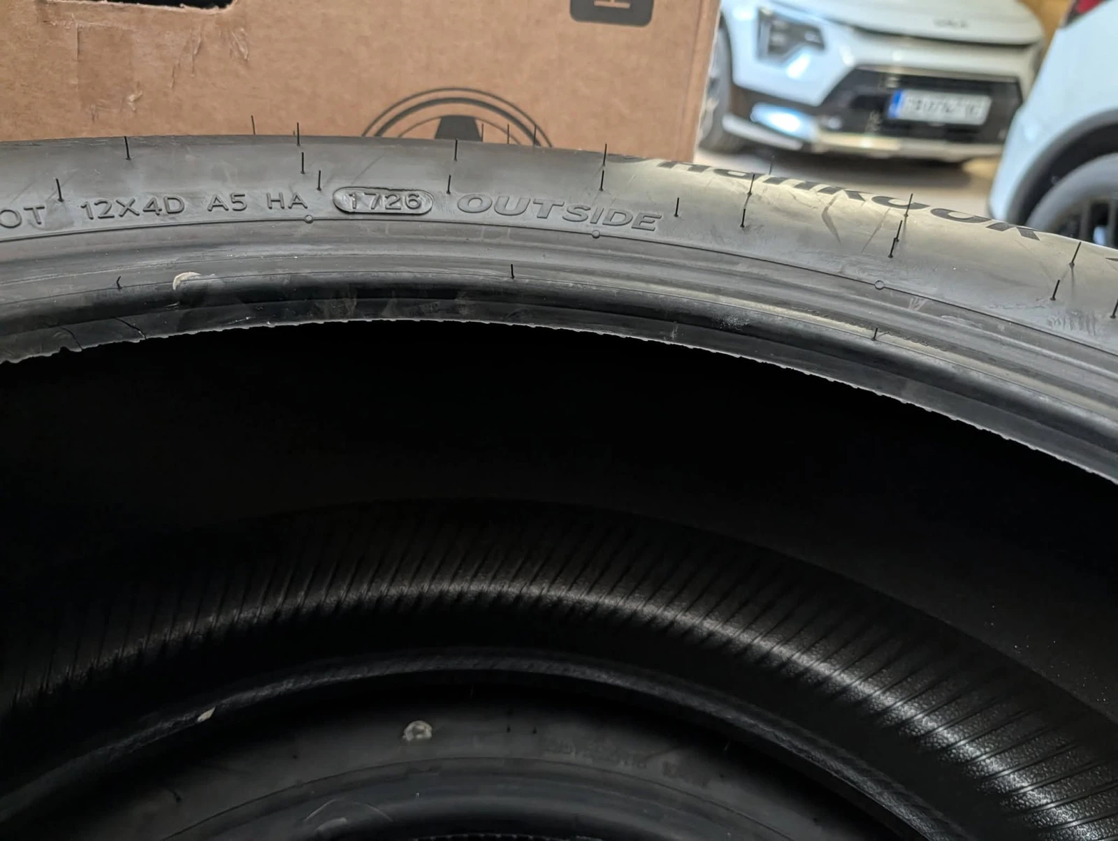Гуми Летни 235/55R18, снимка 2 - Гуми и джанти - 55433598