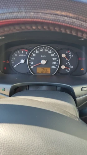 Kia Carens, снимка 2