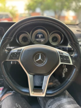 Mercedes-Benz E 220, снимка 1