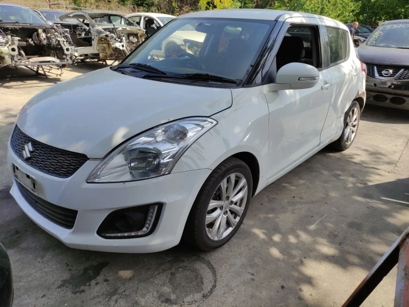 Suzuki Swift 1.3i, снимка 2 - Автомобили и джипове - 39858171