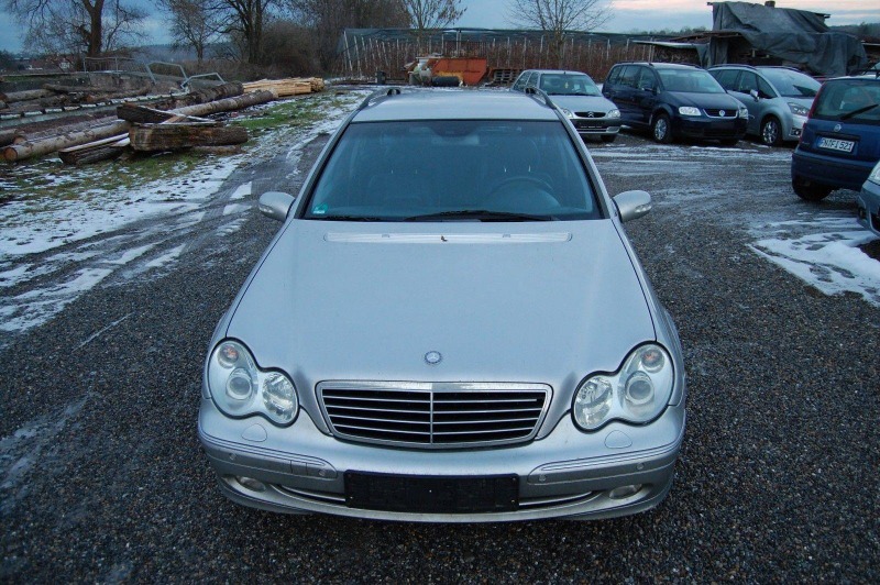 Mercedes-Benz C 200 CDI, снимка 9 - Автомобили и джипове - 46227822