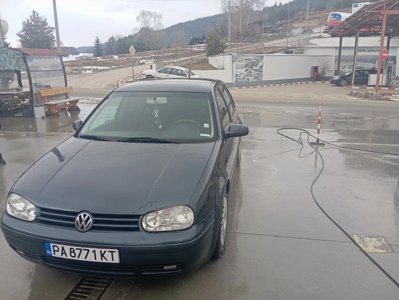 VW Golf, снимка 2 - Автомобили и джипове - 48603738