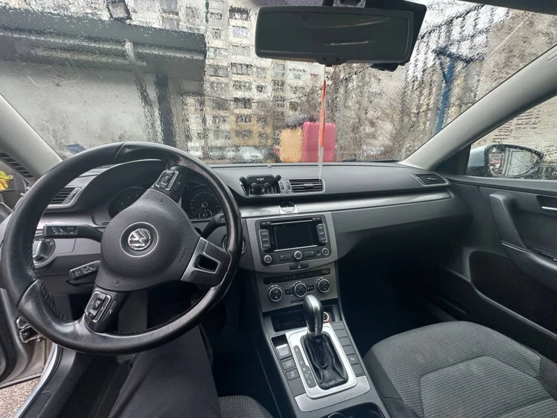 VW Passat B7, снимка 6 - Автомобили и джипове - 49324531