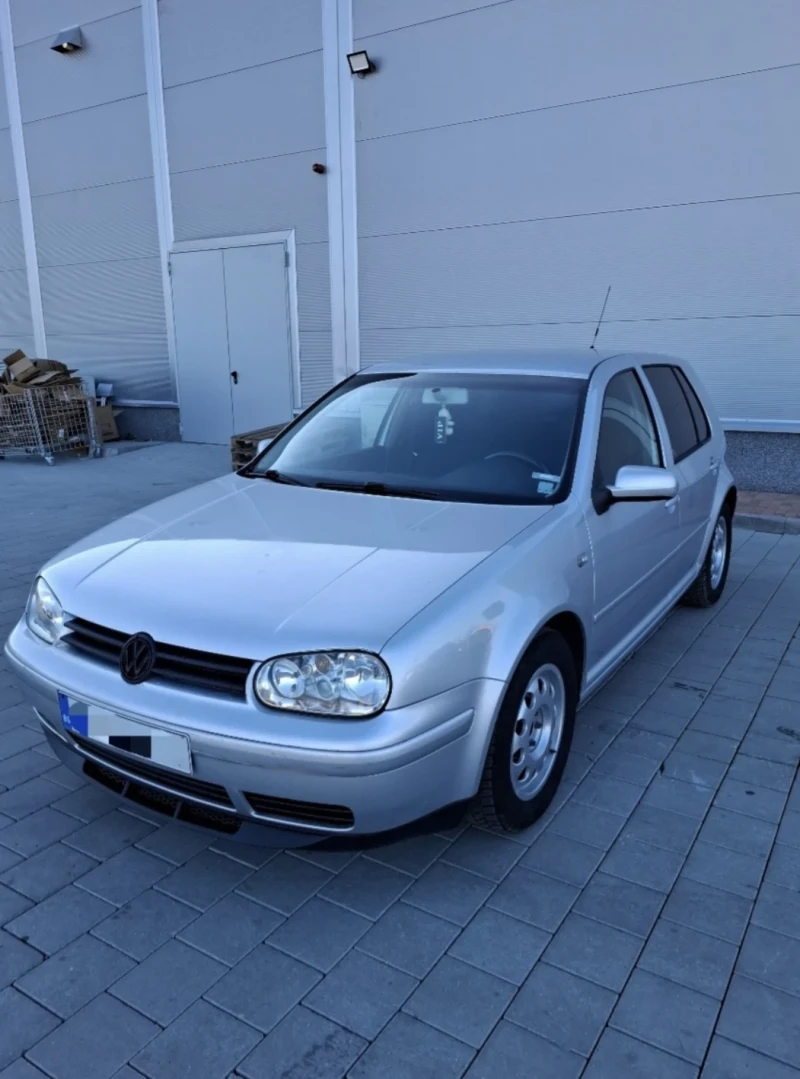 VW Golf, снимка 1 - Автомобили и джипове - 49391110