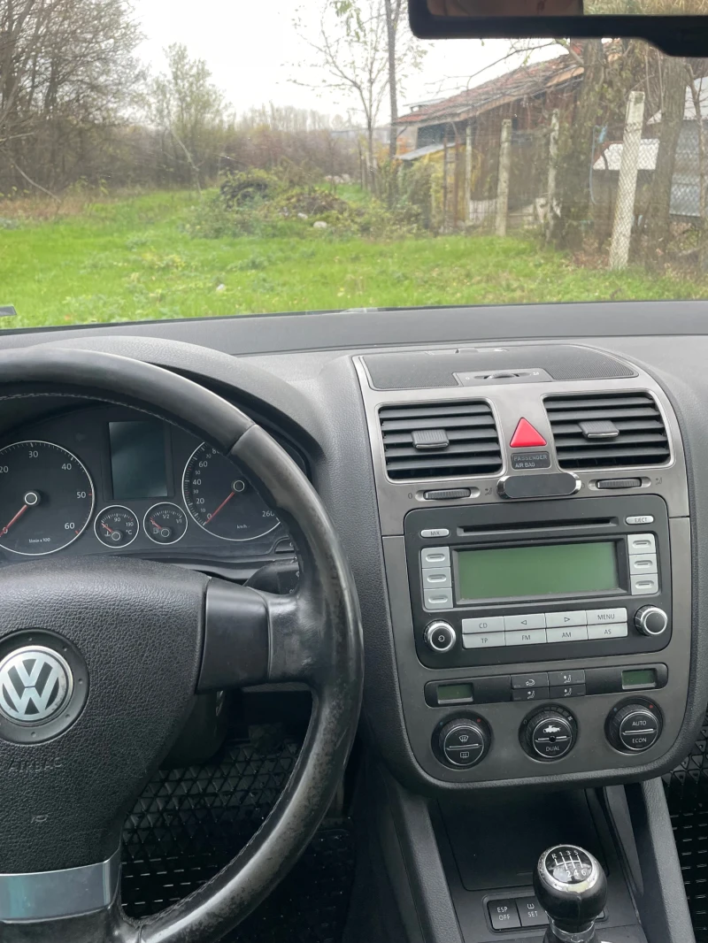 VW Golf, снимка 15 - Автомобили и джипове - 52926954