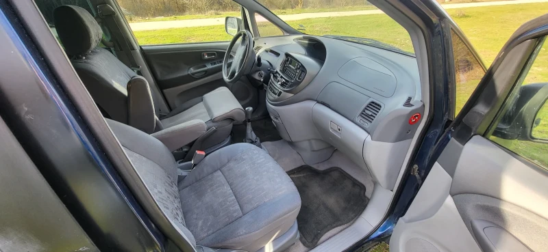 Toyota Previa Ван, снимка 7 - Автомобили и джипове - 52803105