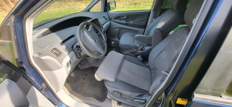 Toyota Previa Ван, снимка 5 - Автомобили и джипове - 52803105