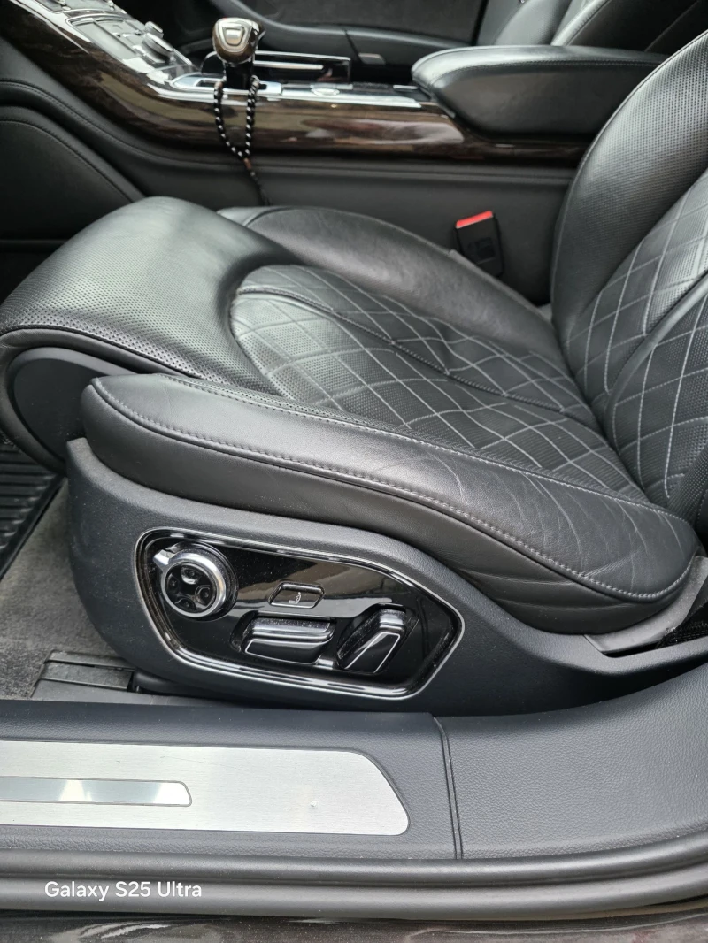 Audi A8, снимка 16 - Автомобили и джипове - 52856873