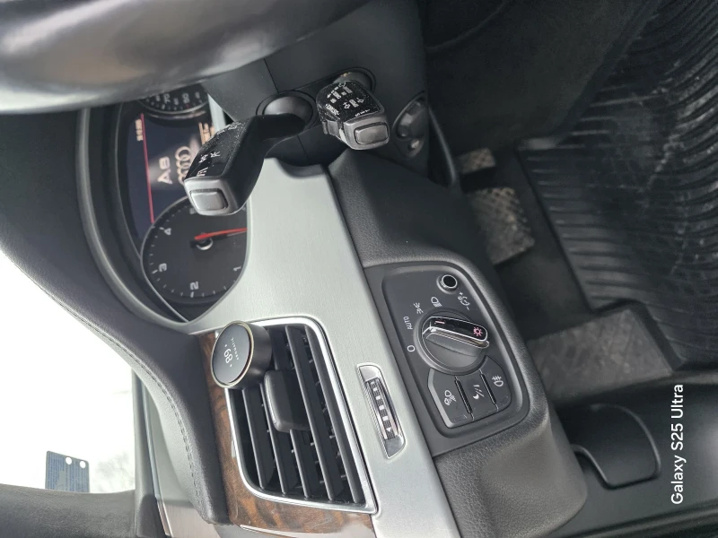 Audi A8, снимка 15 - Автомобили и джипове - 52856873