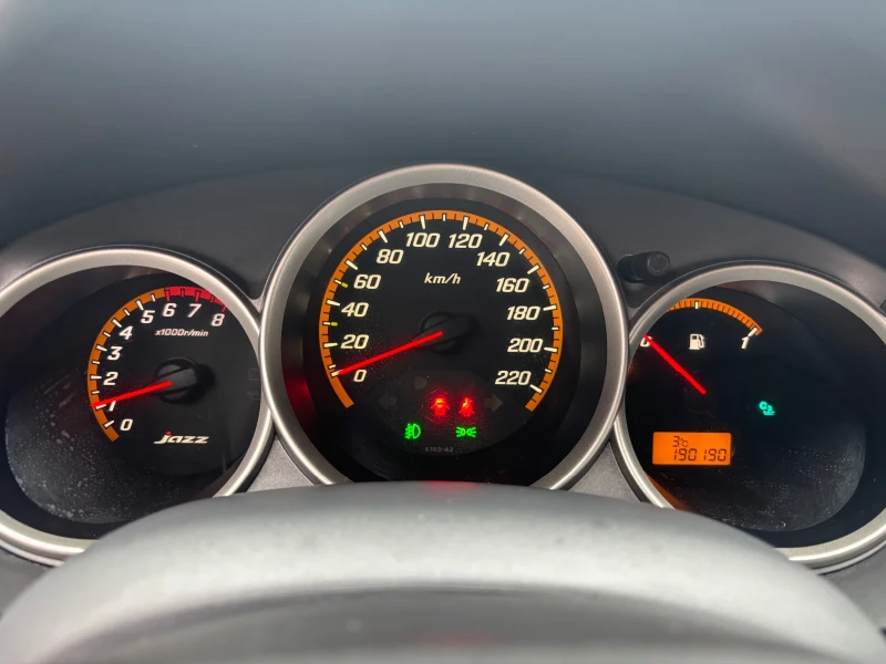 Honda Jazz 1.4 FACE SPORT, снимка 14 - Автомобили и джипове - 53157391