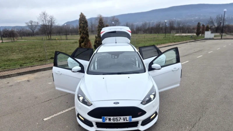 Ford Focus ST 2.0 TDCI , снимка 8 - Автомобили и джипове - 53363024