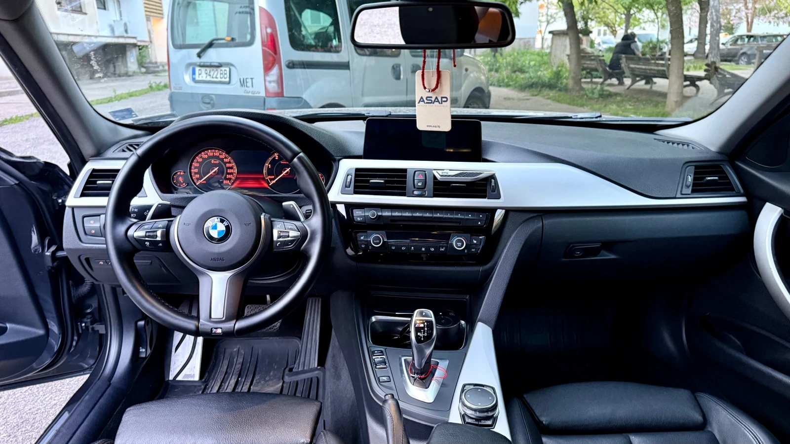 BMW 320 ACC/HUD/Adaptive light/и др./Видео  - изображение 6